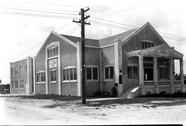 Riverside Baptist Church in downtown Miami, early 20th century